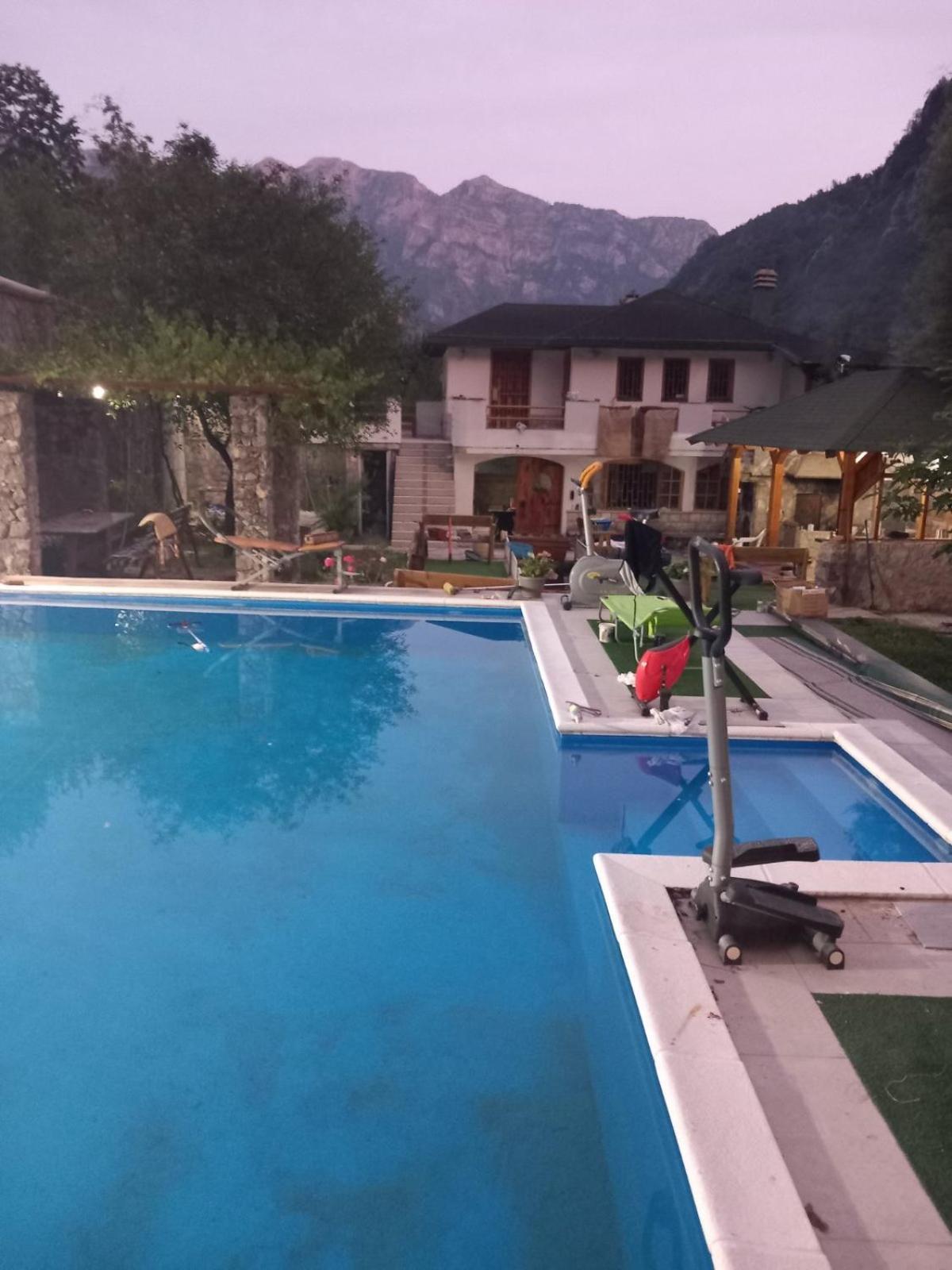 Kuca Za Odmor Sa Bazenom Diva Grabovica Villa Jablanica Bagian luar foto